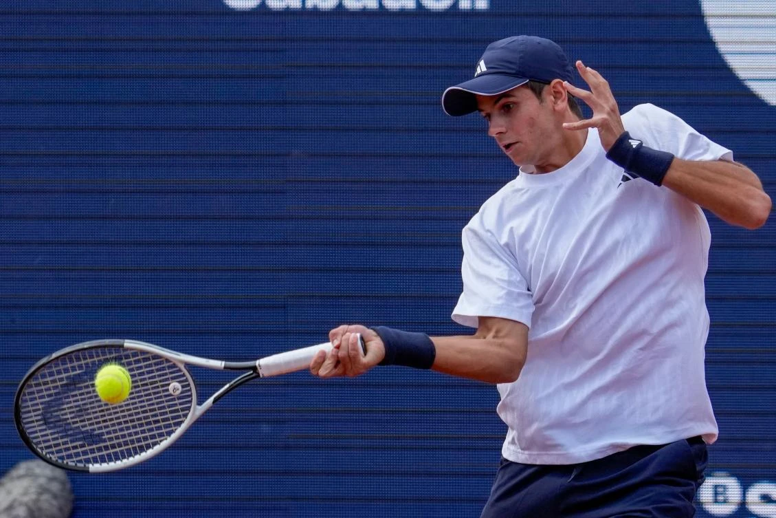 Rublev, Fils fightbacks set up Barcelona Open final