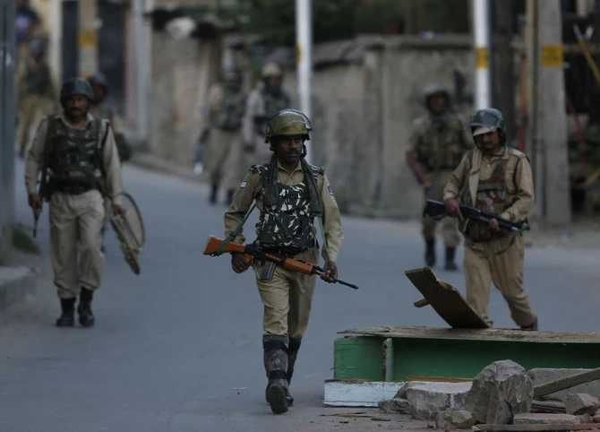 Indian police say 47 Maoist rebels surrender