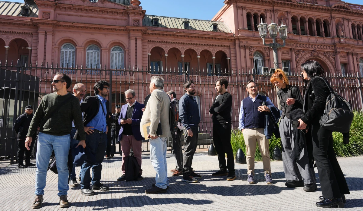 Milei bars media from presidential palace