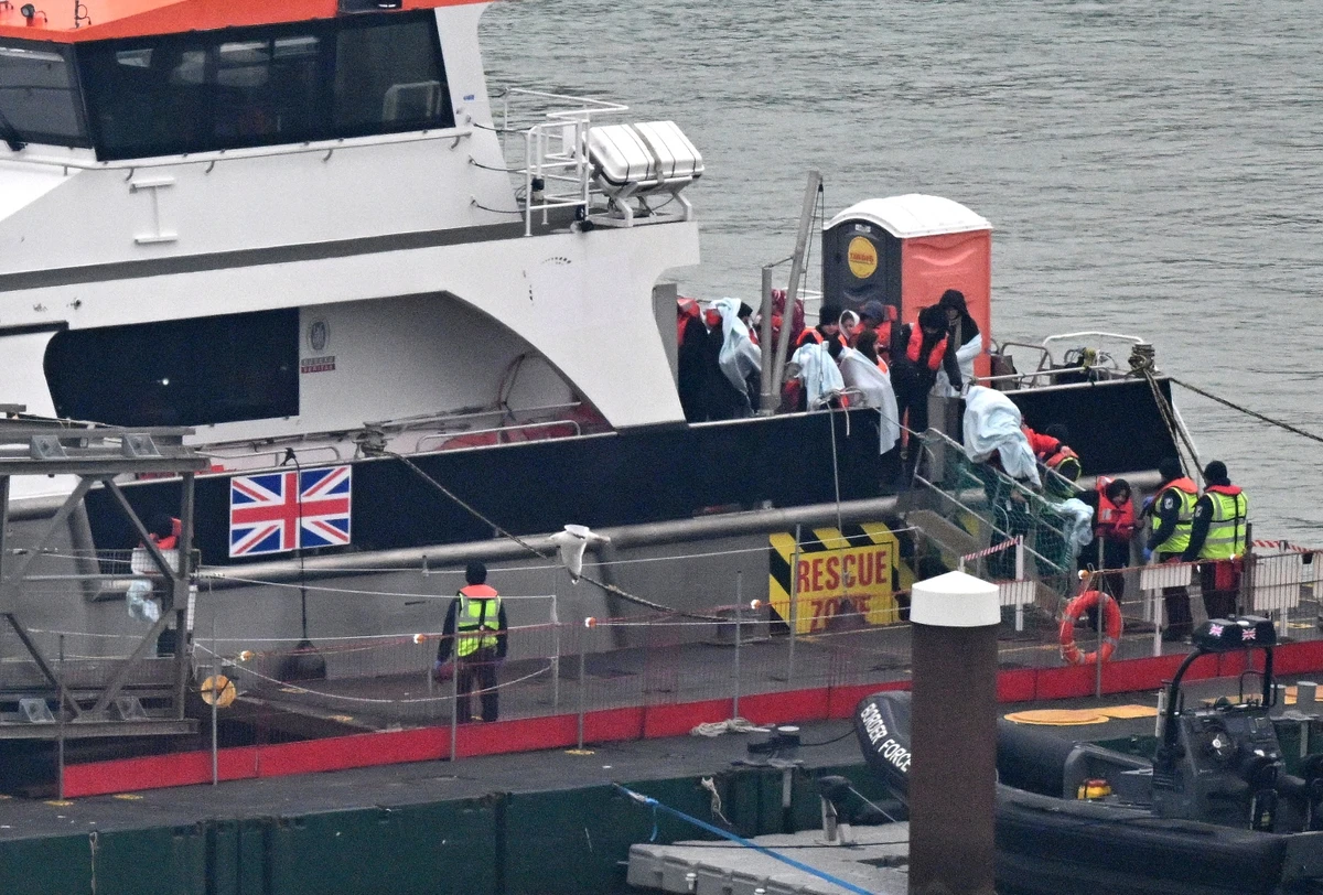 The UK government has agreed to pay France another £660 million to curb the flow of migrants and asylum seekers (File/AFP)