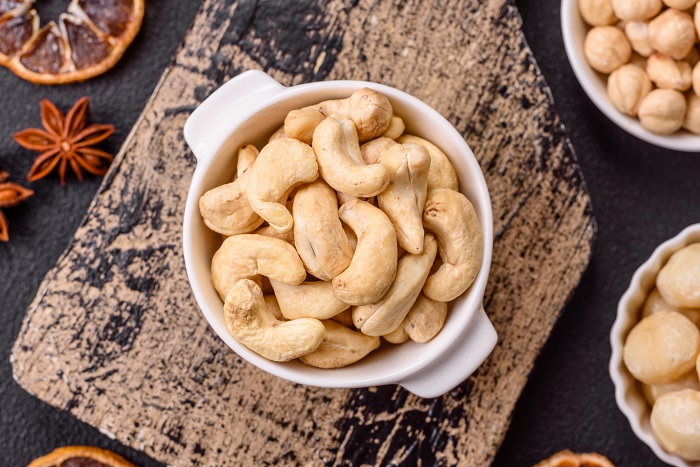 Cashews