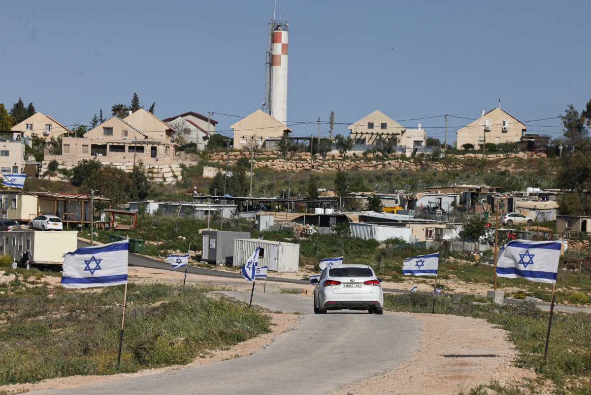 Israel approves $270m budget for settlers’ roads in West Bank