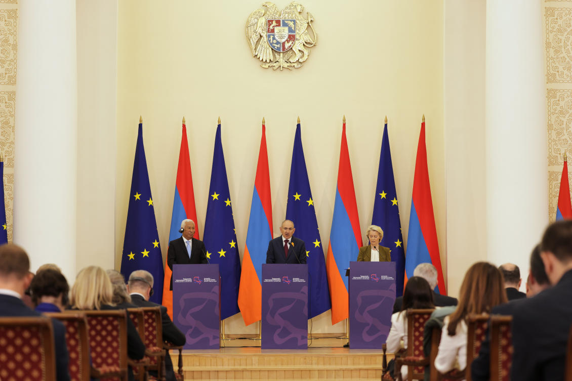 From left, European Council President Antonio Costa, Armenia's Prime Minister Nikol Pashinyan and European Commission President Ursula von der Leyen participate in a media conference during the EU-Armenia summit at the Presidential Palace in Yerevan, Armenia, Tuesday, May 5, 2026. (AP Photo/Anthony Pizzoferrato)