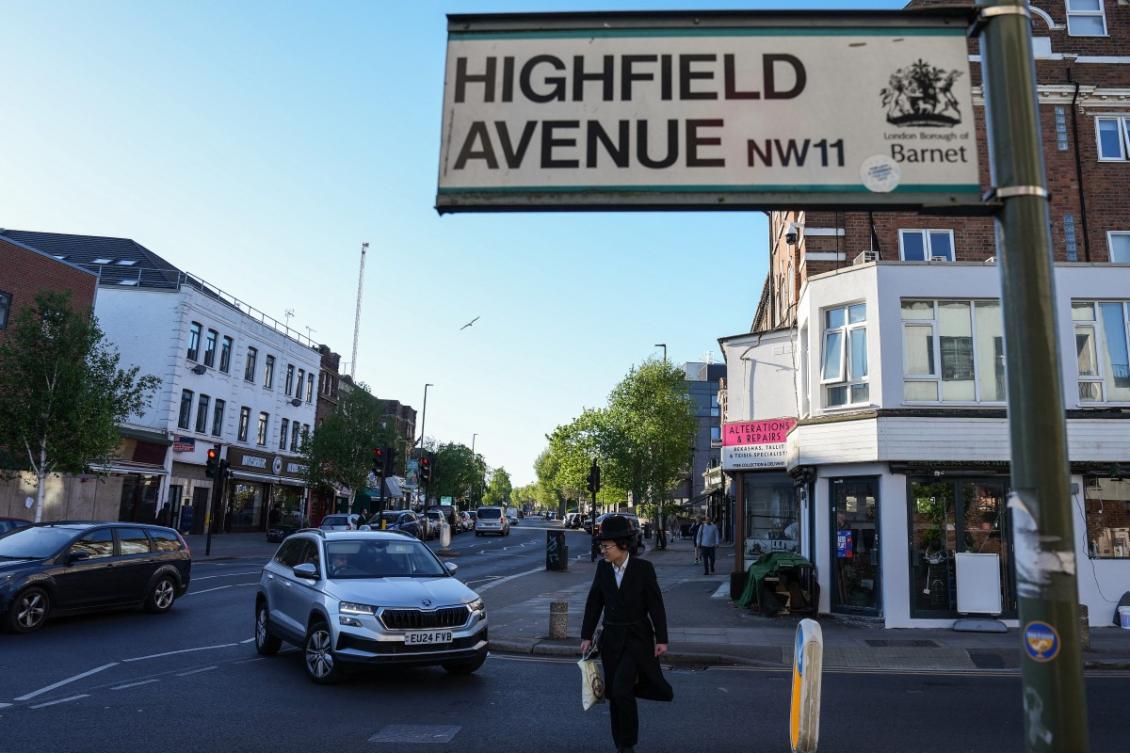 Above, the Golders Green neighborhood of north London on April 30, 2026. (AFP file photo)