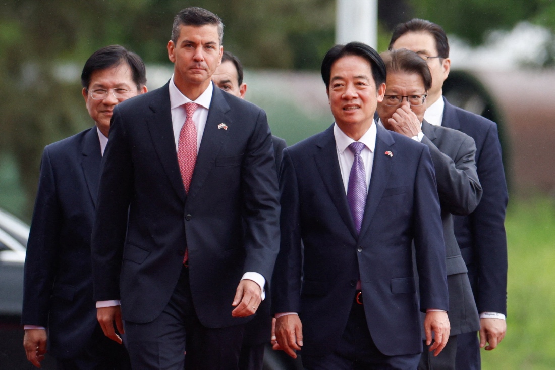 Taiwan welcomes Paraguay leader as China applies diplomatic pressure