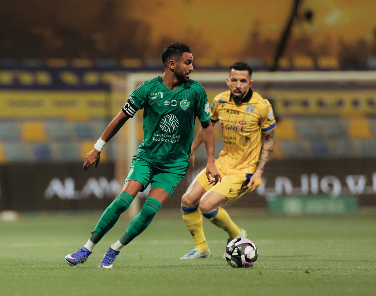 Al-Ahli tighten grip on 3rd place in Saudi Pro League with victory at Al-Taawoun