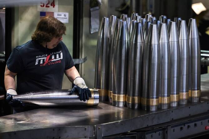 The Pentagon is set to announce on Wednesday framework agreements that position it to potentially acquire over 10,000 low-cost, containerized missiles over three years starting in 2027. (AFP/File)