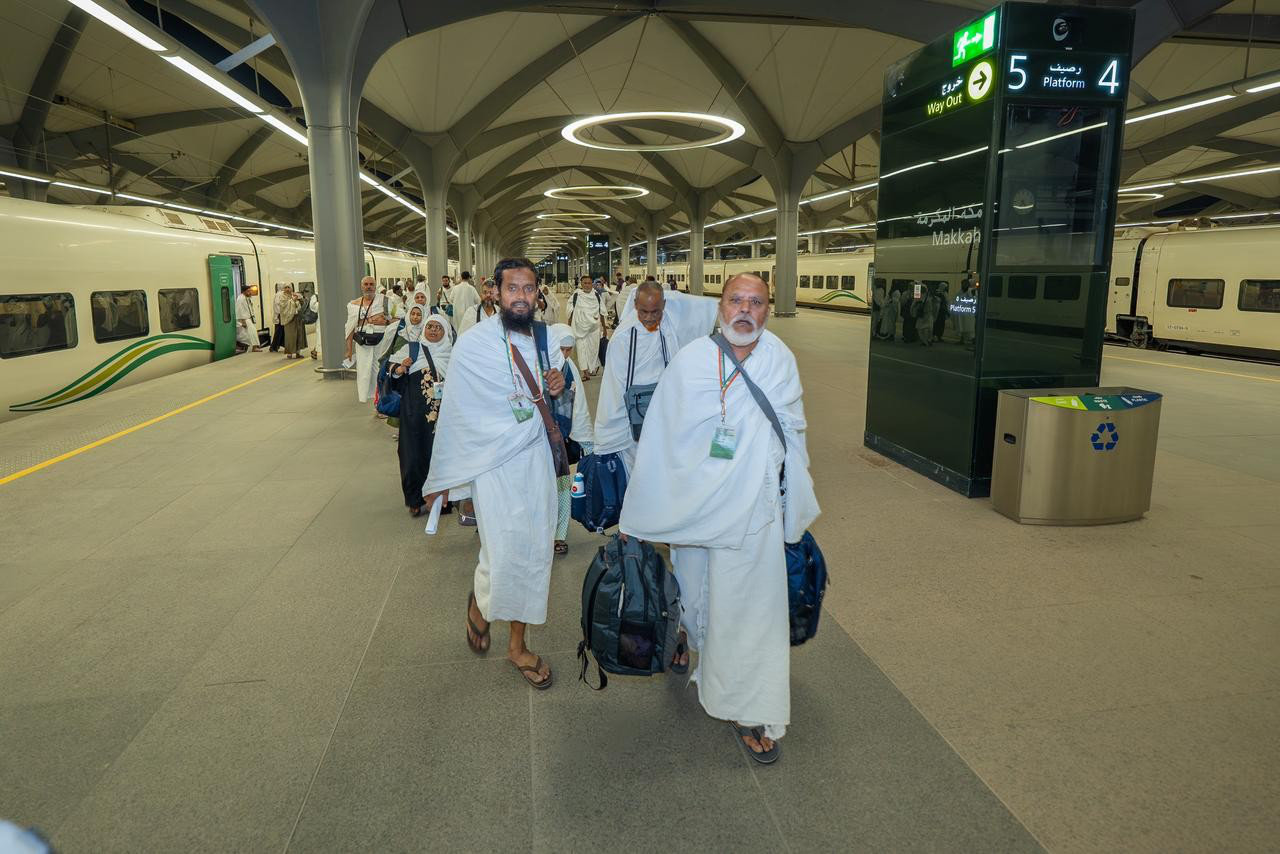 Pilgrims arrive at Makkah's Haramain Railway station on May 14, 2026, ahead of Hajj. (SPA photo)