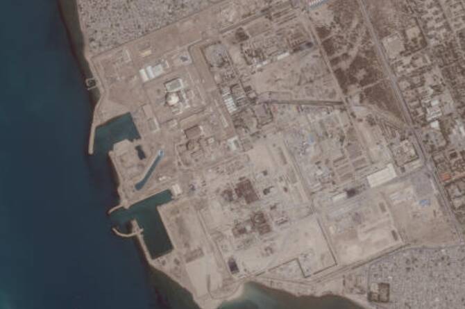 Russian state nuclear corporation Rosatom is confident that it will be able to return its staff to the Bushehr nuclear power plant in Iran in the coming weeks, the RIA state news agency reported. (Reuters/File)
