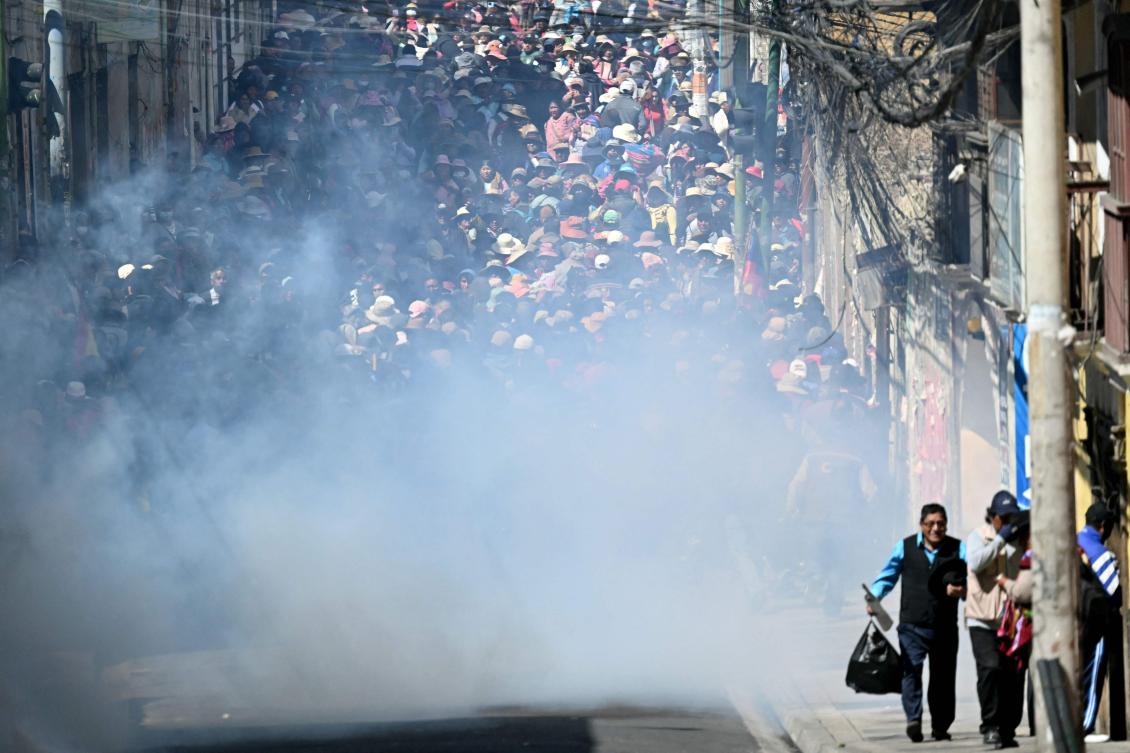 Bolivia’s capital under siege as protests and blockades deepen crisis for President Paz