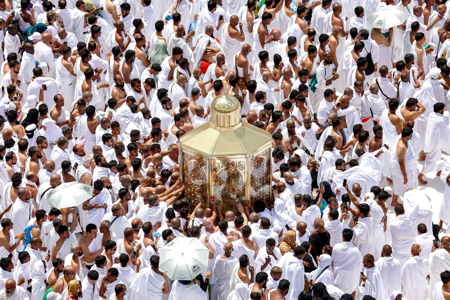 Worshippers at Makkah's Grand Mosque. (AFP/File Photo)