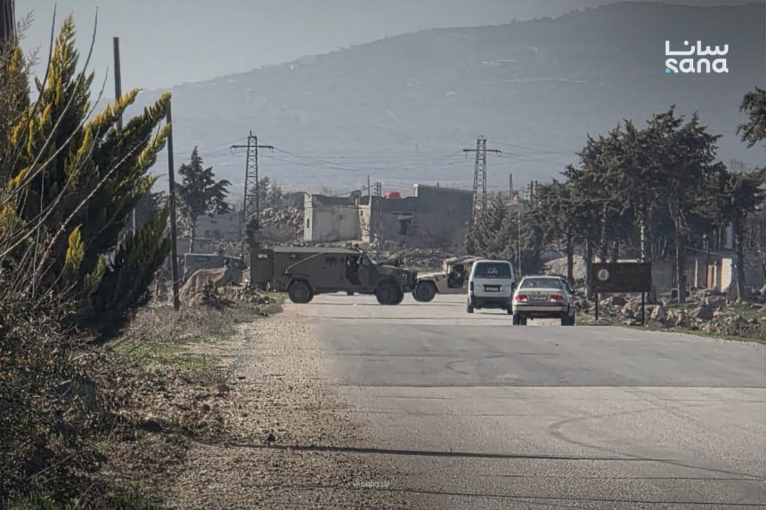 Israeli forces set up temporary checkpoints in southern Syrian towns