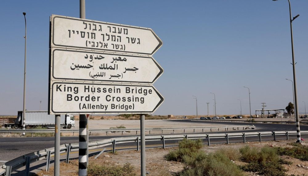 The King Hussein Bridge is currently the only official border crossing between the West Bank and Jordan. (Reuters)