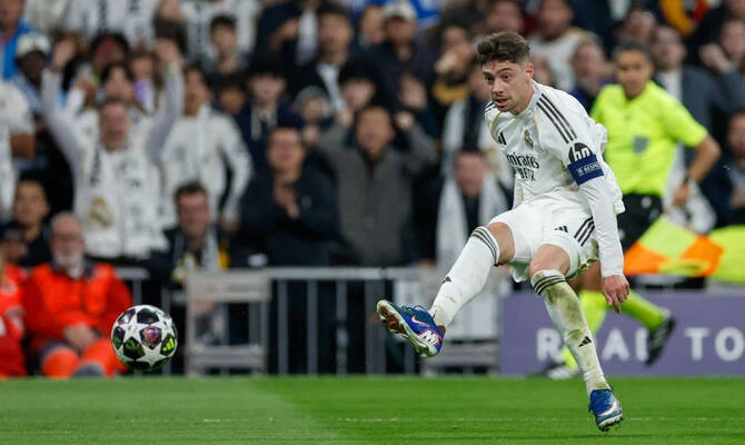 Real Madrid’s Valverde hurt in dressing-room clash with Tchouameni, say club sources