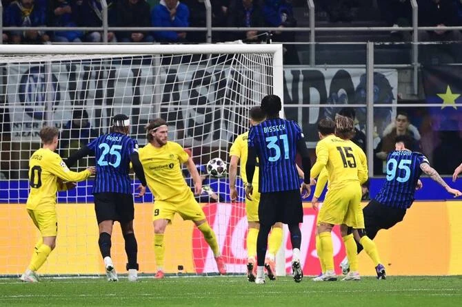 Champions League race overshadowed as Serie A serves up fixture chaos