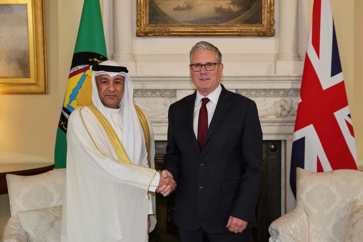 Britain's Prime Minister Keir Starmer, right, meets with Jasem Mohamed Al-Budaiwi, secretary general of the Gulf Cooperation Council, during their meeting at Downing Street in London, Wednesday, May 20, 2026. Adrian Dennis/Pool Photo via AP