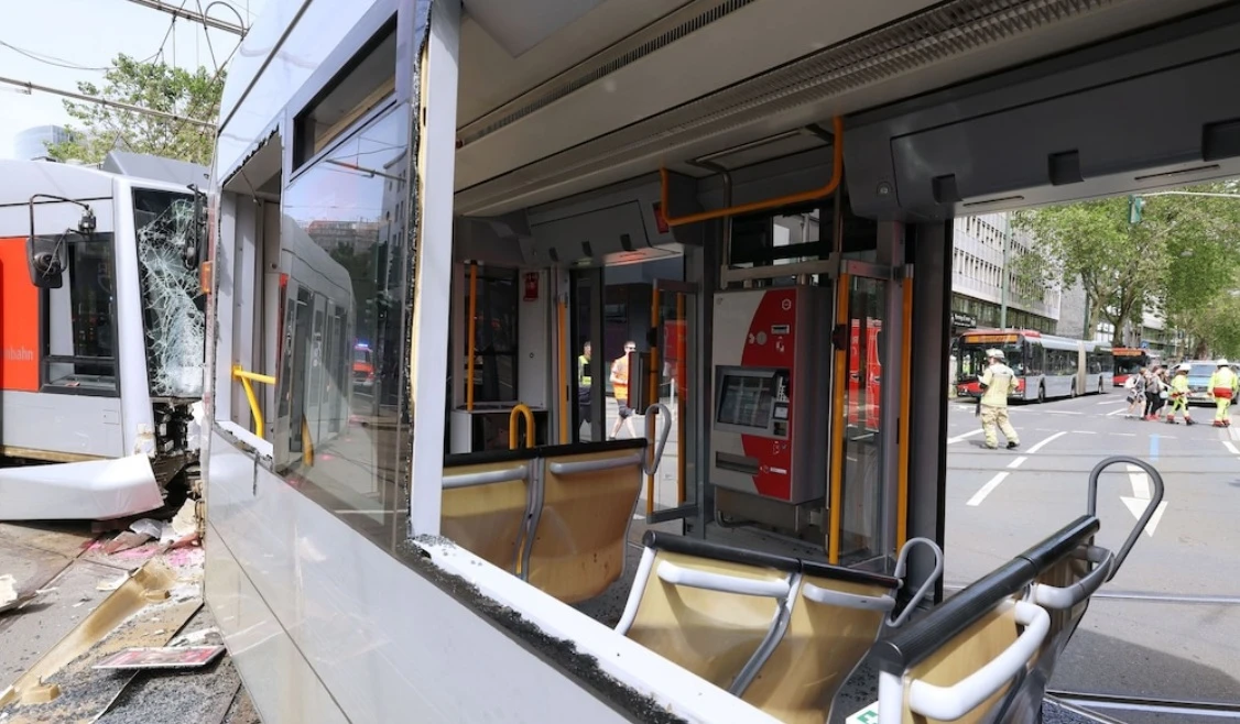 Many injured in head-on German tram collision