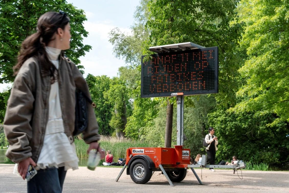 ‘Extremely dangerous’: Cycle-mad Amsterdam slams brakes on ‘fatbikes’