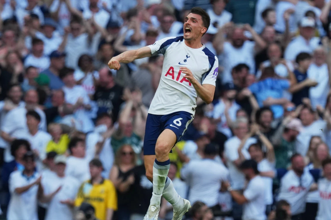 Spurs survive to send West Ham down on Premier League final day