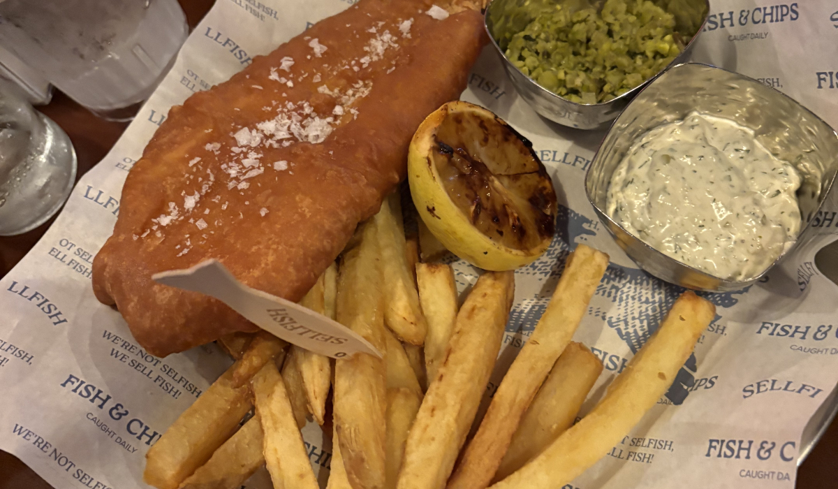 Where We Are Going Today: ‘Sellfish’ (Fish and chips) restaurant in Jeddah