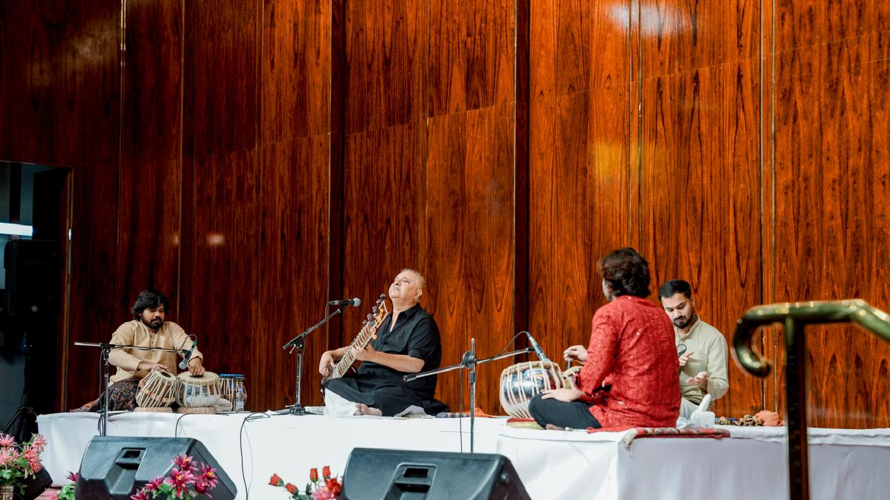 Renowned Sitar maestro Ustad Shujaat Husain Khan performing with his team in Riyadh at the concert Desert Harmony – Sitar Melodies, presented by the Indian Embassy in collaboration with the Royal Commission for Riyadh City. (Supplied)