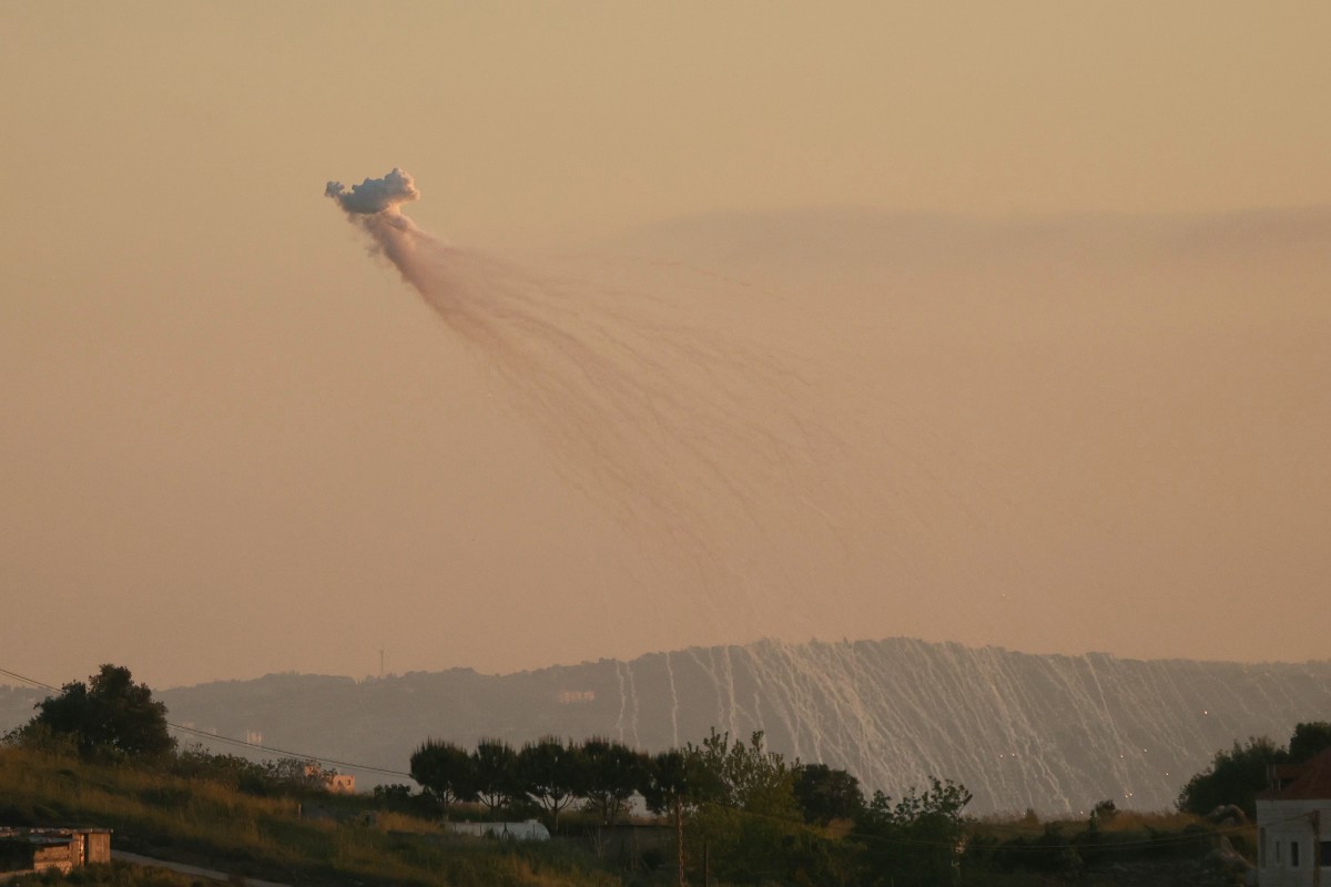 Smoke traces of Israeli shelling on the outskirts of the Deir Seryan village in Lebanon. (AFP)
