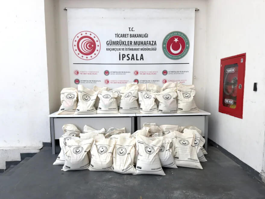Turkiye seizes more than one ton of narcotics at Greek border
