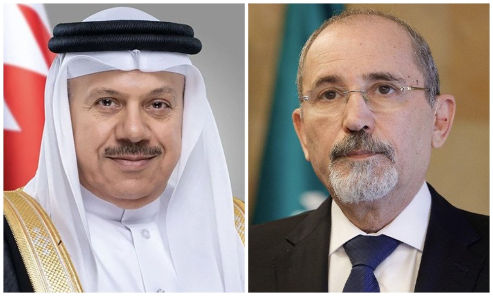 Bahrain’s foreign minister Abdullatif bin Rashid Al-Zayani discussed regional developments with his Jordanian counterpart Ayman Safadi. (Screengrab)
