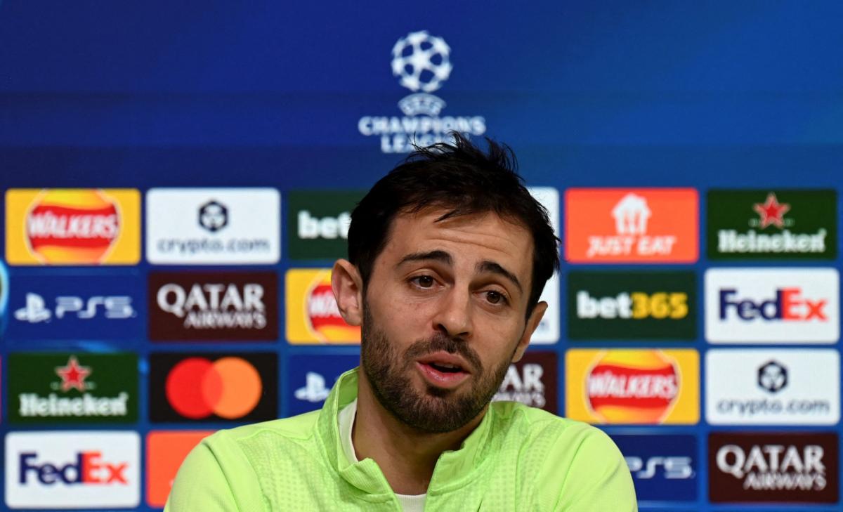 Manchester City's Portuguese midfielder #20 Bernardo Silva attends a press conference at the Etihad Campus training ground in Manchester, north-west England, on March 16, 2026. (AFP)