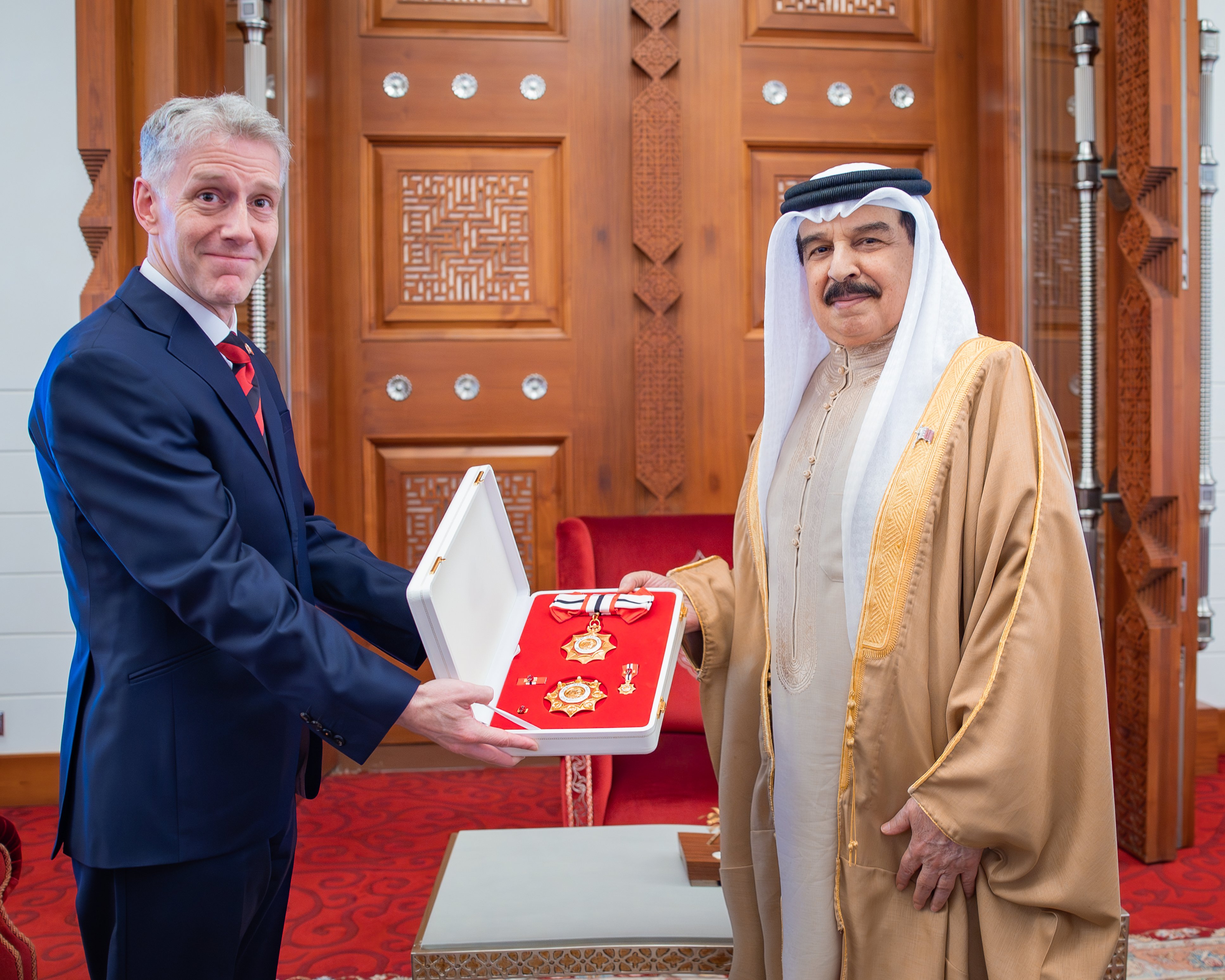 Bahraini King Hamad bin Isa Al-Khalifa awarded the Order of Bahrain (First Class) to Alastair Long, the British Ambassador to Manama. (Bahrain News Agency)