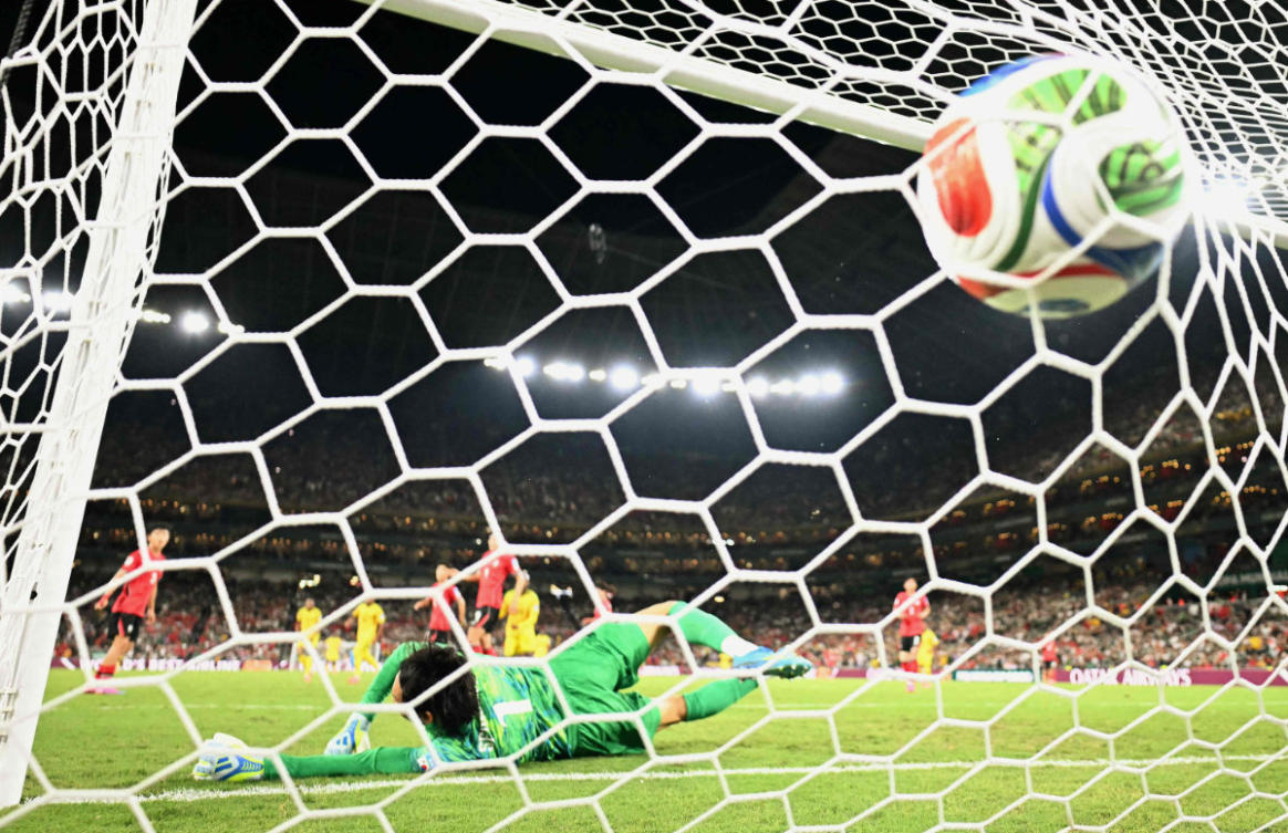 South Africa stun South Korea, advance in second place from Group A