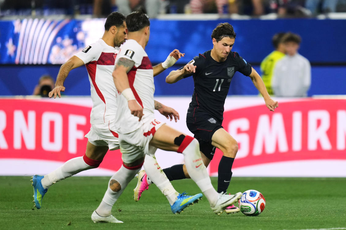 United States' Brenden Aaronson controls the ball during the World Cup Group D soccer match against Turkey in Inglewood, Calif., near Los Angeles, Thursday, June 25, 2026. (AP Photo/Andre Penner)