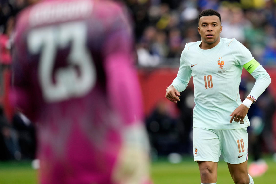 Mbappe v Haaland as France face Norway in World Cup group decider