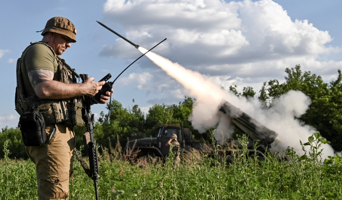 Servicemen of the 148th Separate Artillery Zhytomyr Brigade of the Armed Forces of Ukraine fire a BM-21 Grad multiple launch rocket system towards Russian troops, amid Russia's attack on Ukraine, in Dnipropetrovsk region, Ukraine, June 22, 2026. (REUTERS)