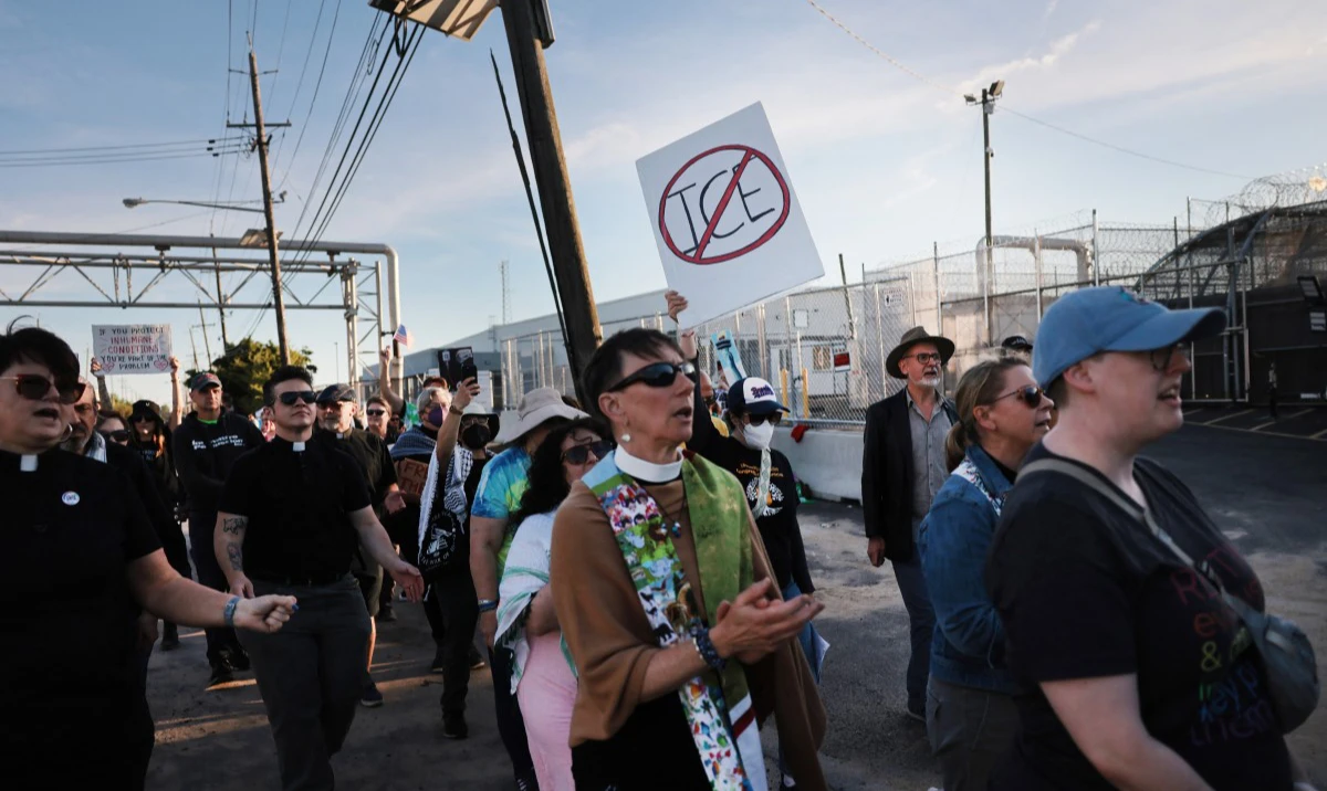 Shareholder challenge to Thomson Reuters over ICE contracts wins only slim support