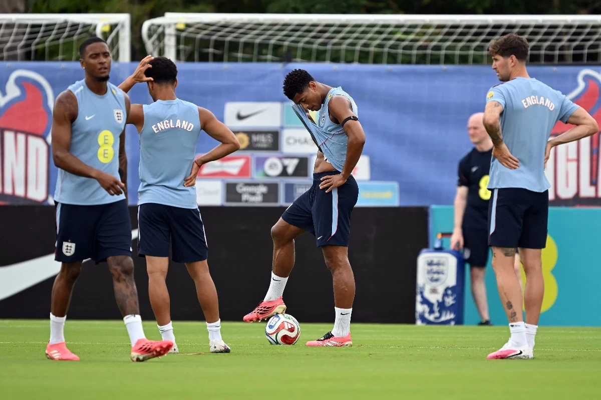 England World Cup squad say training equipment stolen