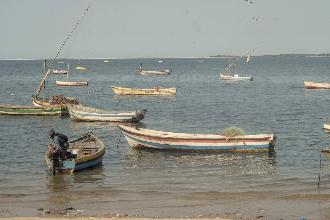Middle East fuel crisis keeps Mozambique fishermen ashore