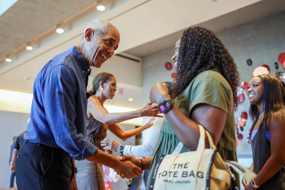 Obama Presidential Center opens to public