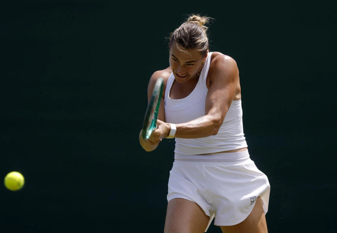 Sinner begins Wimbledon defense, Sabalenka seeks first title