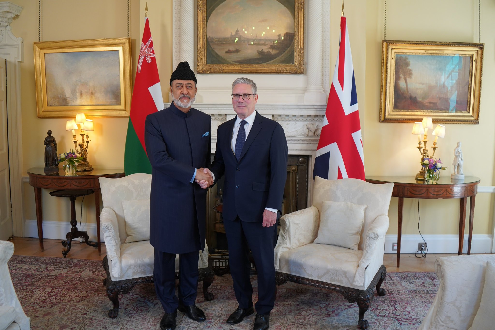 Sultan Haitham bin Tarik of Oman and British Prime Minister Sir Keir Starmer met at 10 Downing Street in London on Thursday. (Oman News Agency)