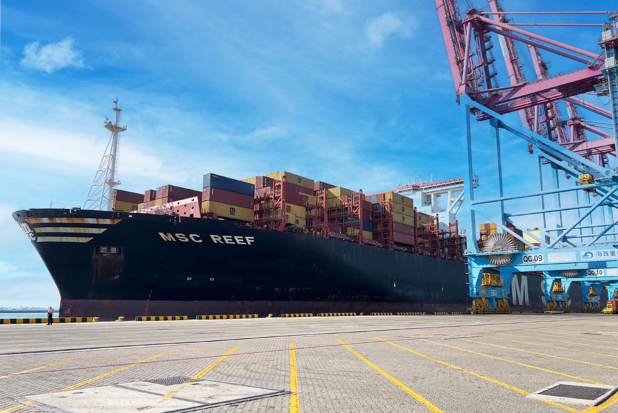 Mwani Qatar operates the country’s three commercial ports — Hamad Port, Doha Port, and Al-Ruwais Port — and plays a central role in facilitating trade, supporting supply chains, and advancing Qatar’s logistics sector. Mwani Qatar