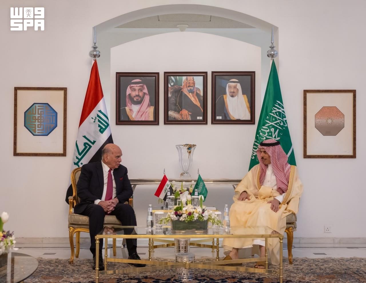 Saudi Foreign Minister Prince Faisal bin Farhan met with his Iraqi counterpart, Fuad Hussein, in Riyadh. (SPA)