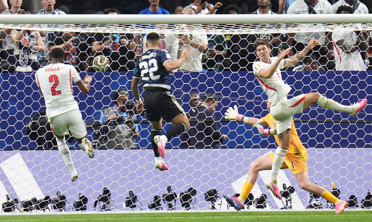 Messi’s Argentina stun England in comeback to reach World Cup final
