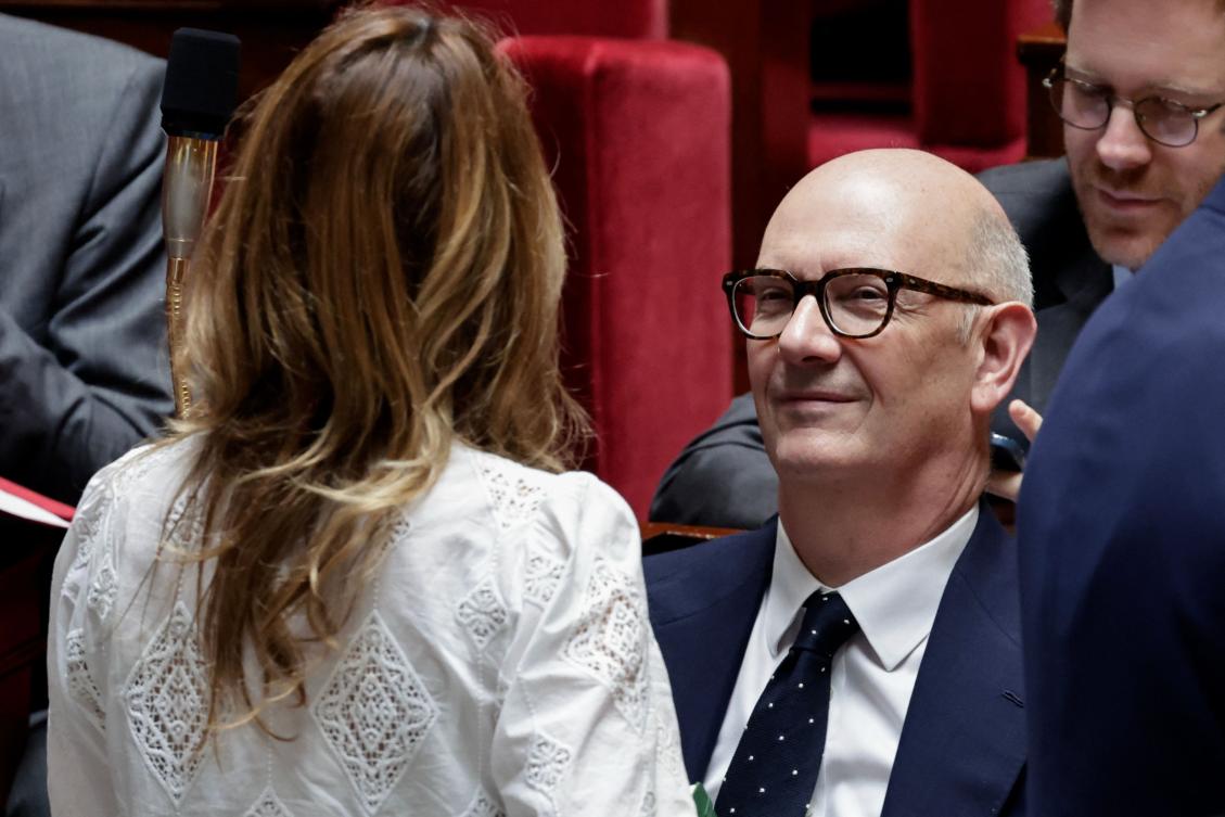 France’s Economy and Finance Minister Roland Lescure and France’s junior Minister for civil service David Amiel prepare ahead of the start of a session of questions to the government at The National Assembly, Paris, on Jul. 15, 2026. (AFP)