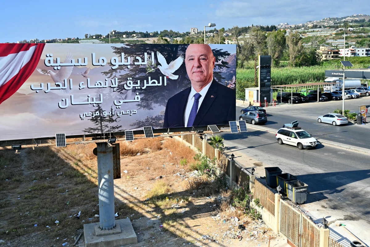 Lebanon’s president departs for Washington to meet Trump