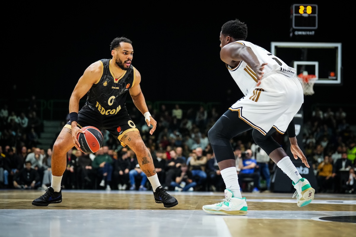 Elie Okobo (left) has joined Dubai Basketball from Monaco on a multi-year deal. (Euroleague Basketball)