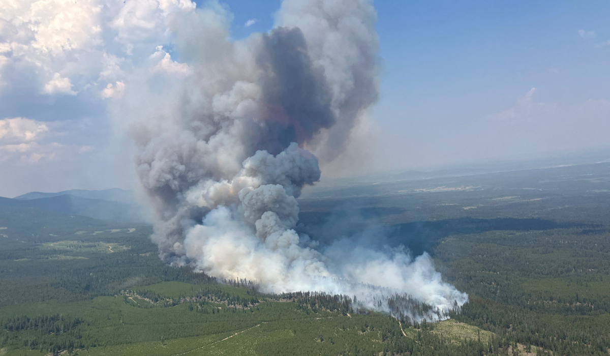 Smoke rises from the Fiftynine Creek wildfire, which the BC Wildfire service suspects was caused by a lightning strike, west of Cache Creek, British Columbia, Canada July 17, 2026 in an aerial photograph. (REUTERS)