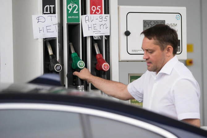 Russia receives first Kazakhstan gasoline shipment, sources say