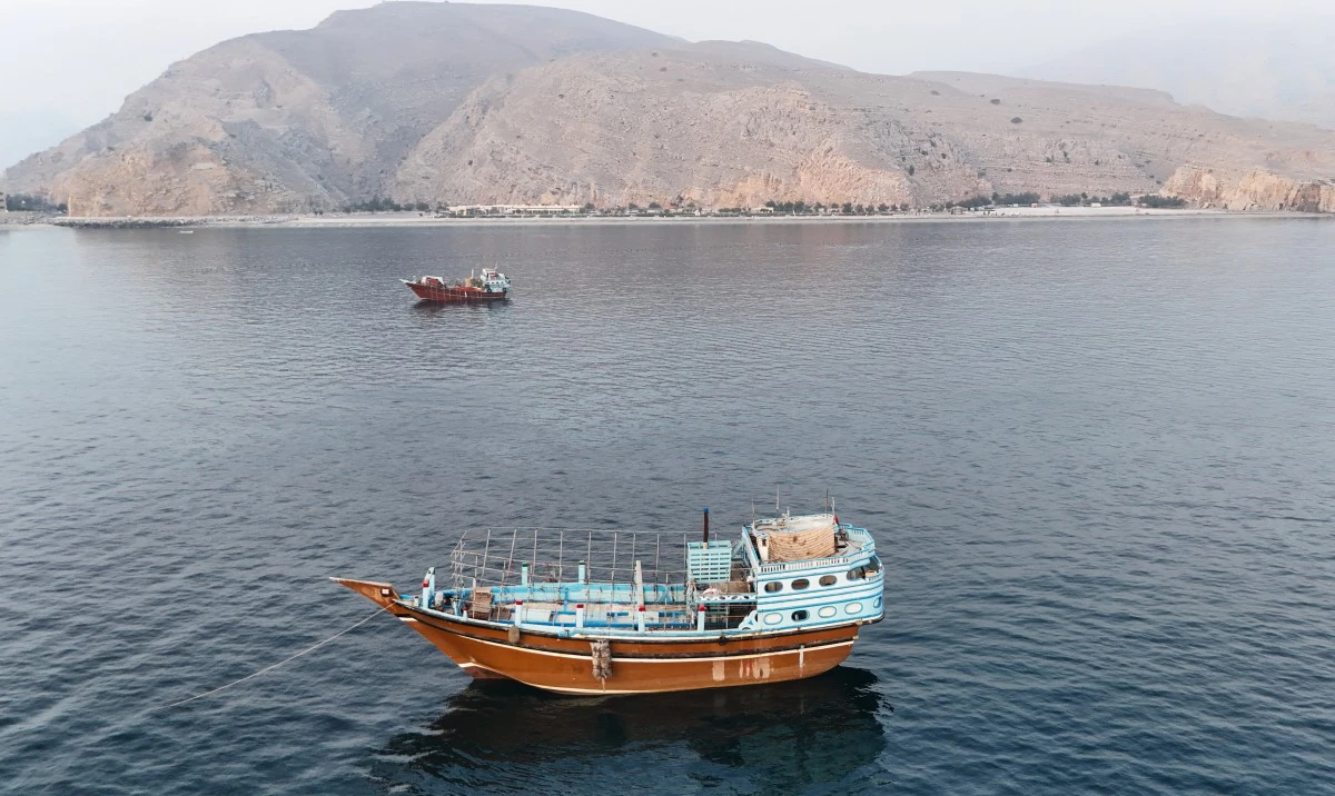 Tanker struck off Oman coast, says UK maritime agency
