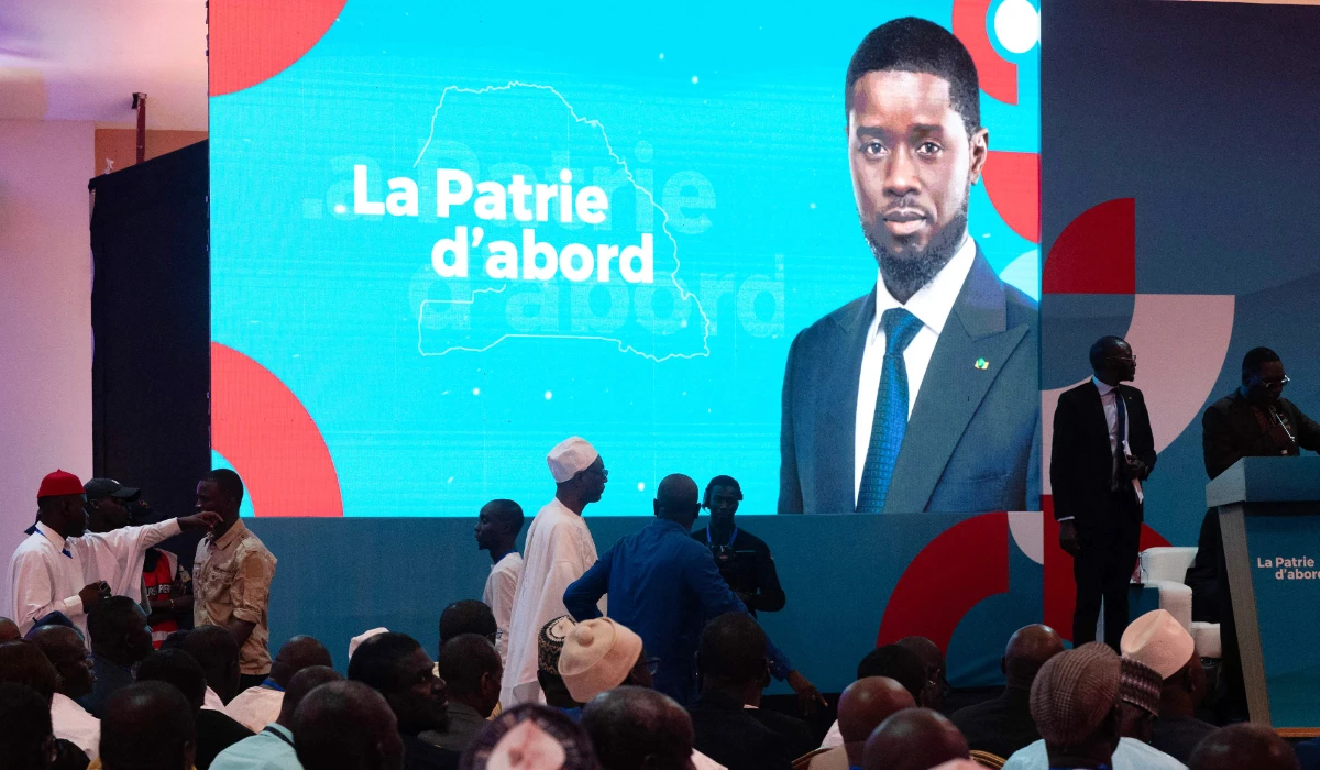 Senegal president launches new party